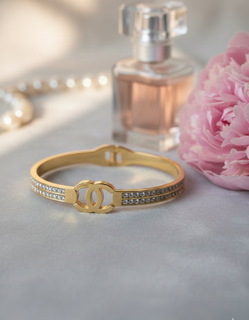 CHANNEL CRYSTAL BRACELET