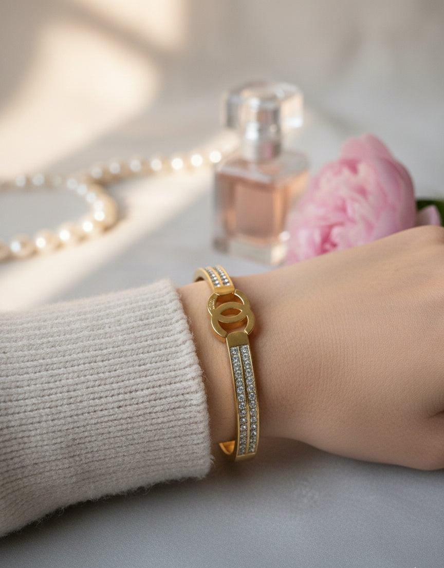 CHANNEL CRYSTAL BRACELET