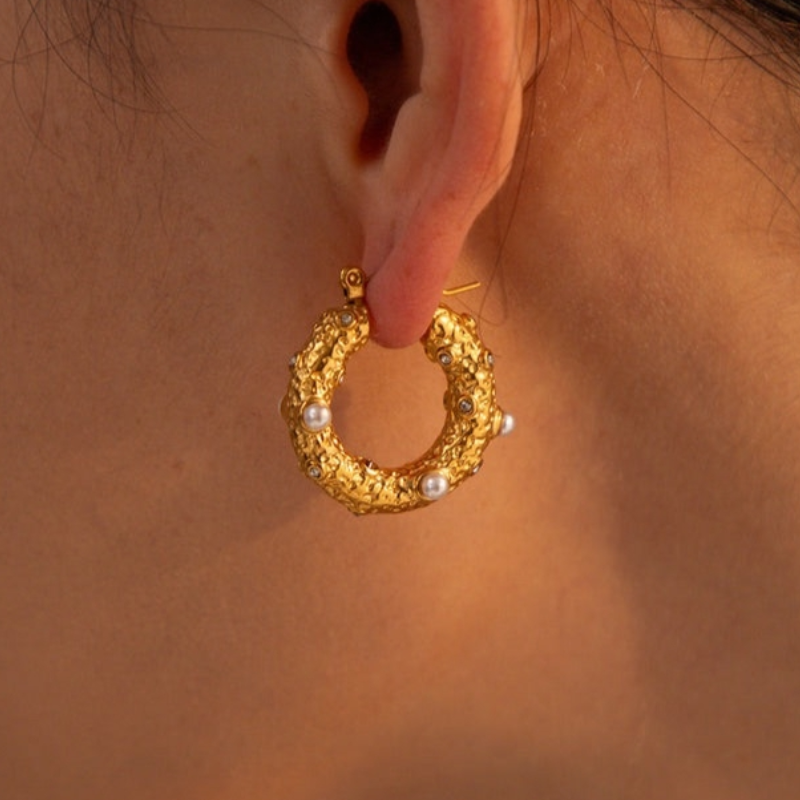 GLIDED TEXTURED HOOPS