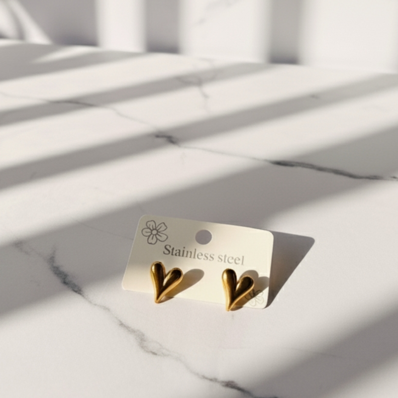 GOLDEN HEART STUDS