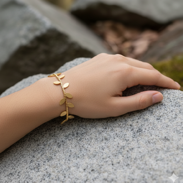 DELICATE LEAF CHAIN BRACELET